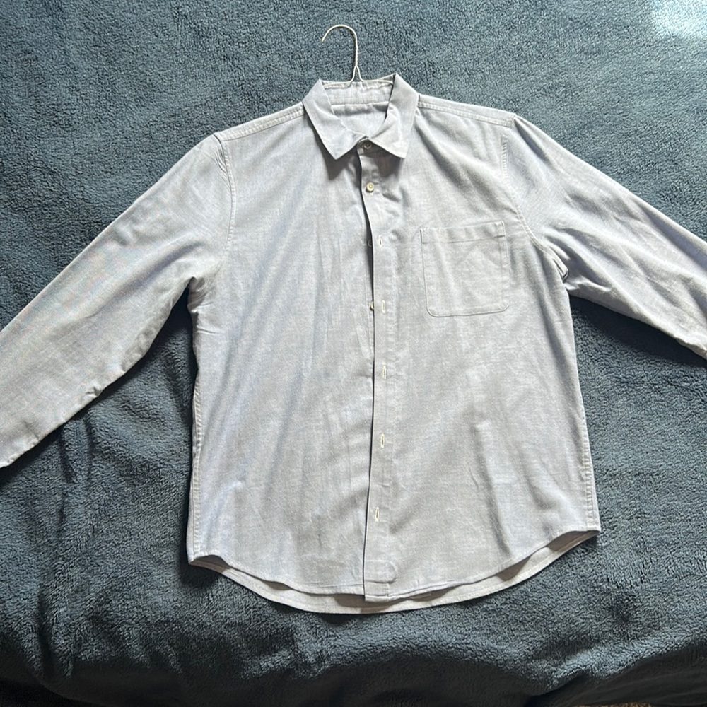 LuluLemon Light Blue Casual Button Down (Size-medium)